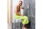 etac_easy_in_shower_green_towel-500x500-a88d97f4166331447d3db82694e25568.jpg